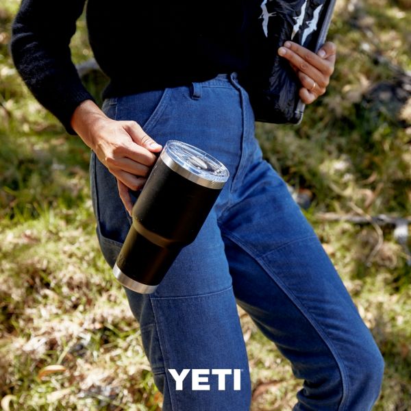 Yeti RAMBLER 20 OZ TRAVEL MUG BLACK