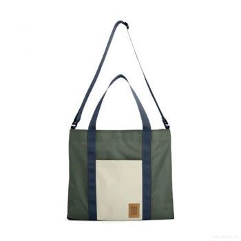 Topo Designs MOUNTAIN ESSENTIAL TOTE BEETLE/MIDNIGHT